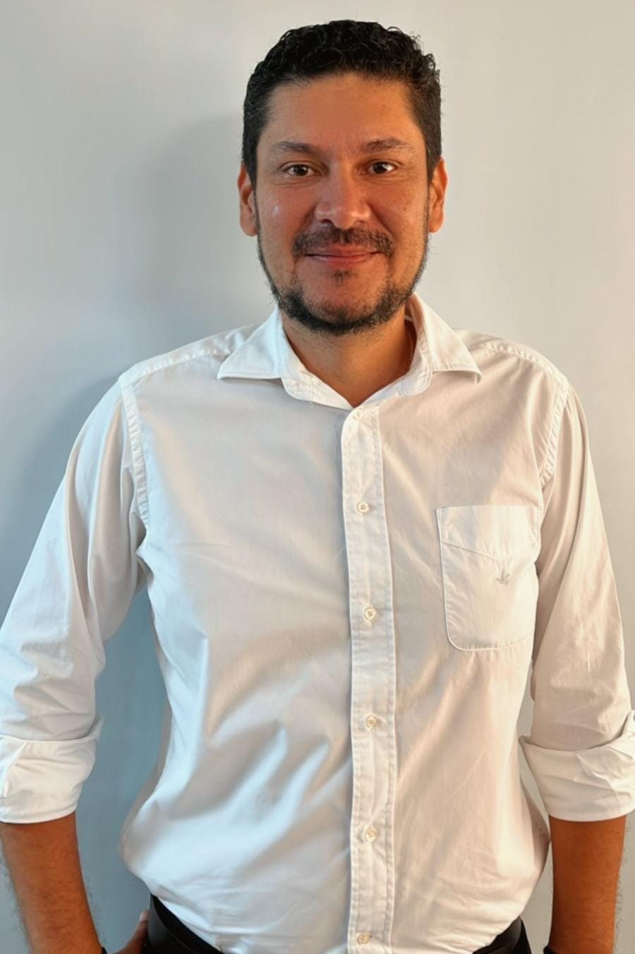 Retrato de Edward Fabián Roa Pineda, Personero Delegado para la Defensa del Menor, la Mujer y la Familia