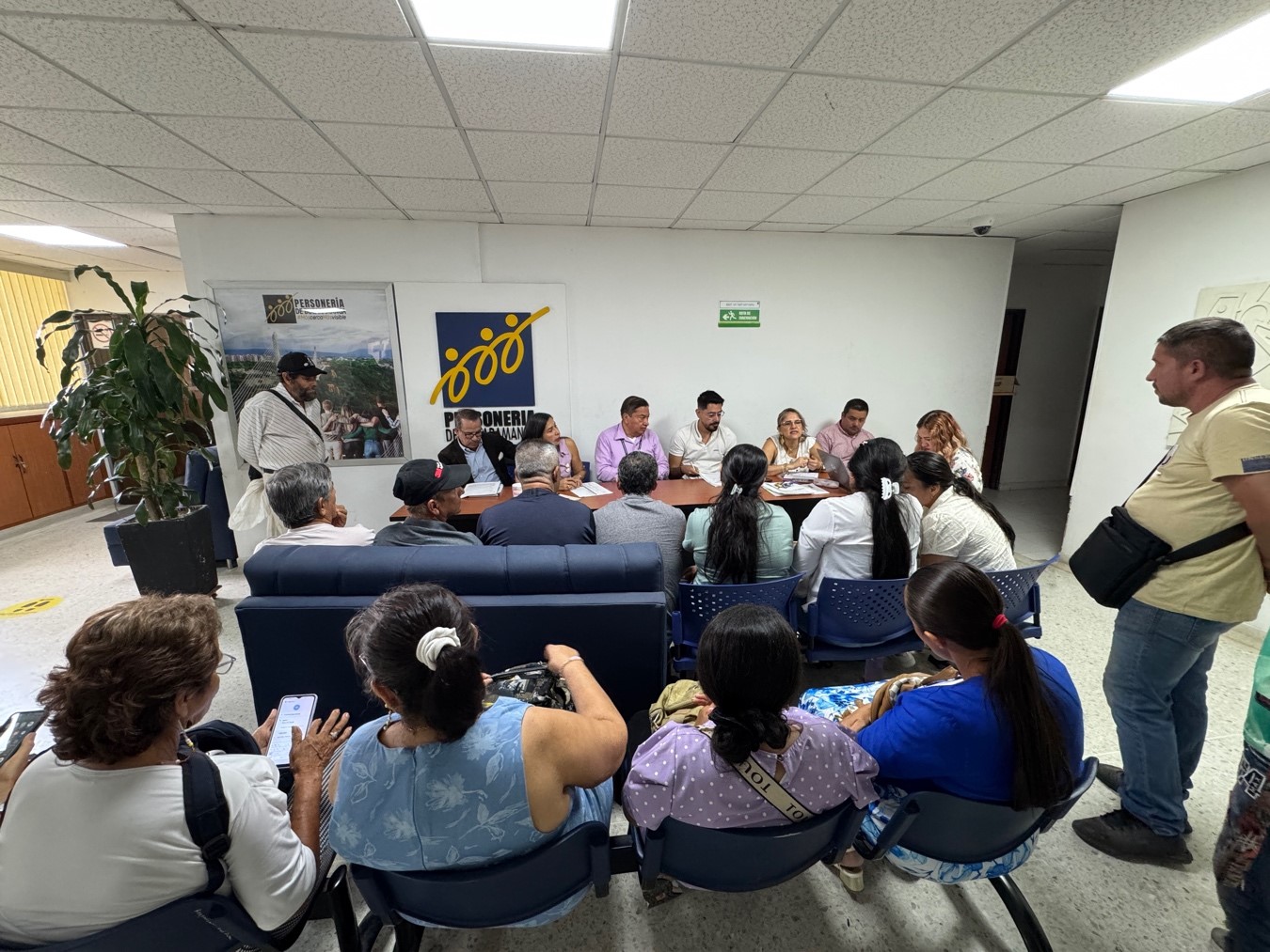 Atendimos a la comunidad del barrio Portal de Los Ángeles