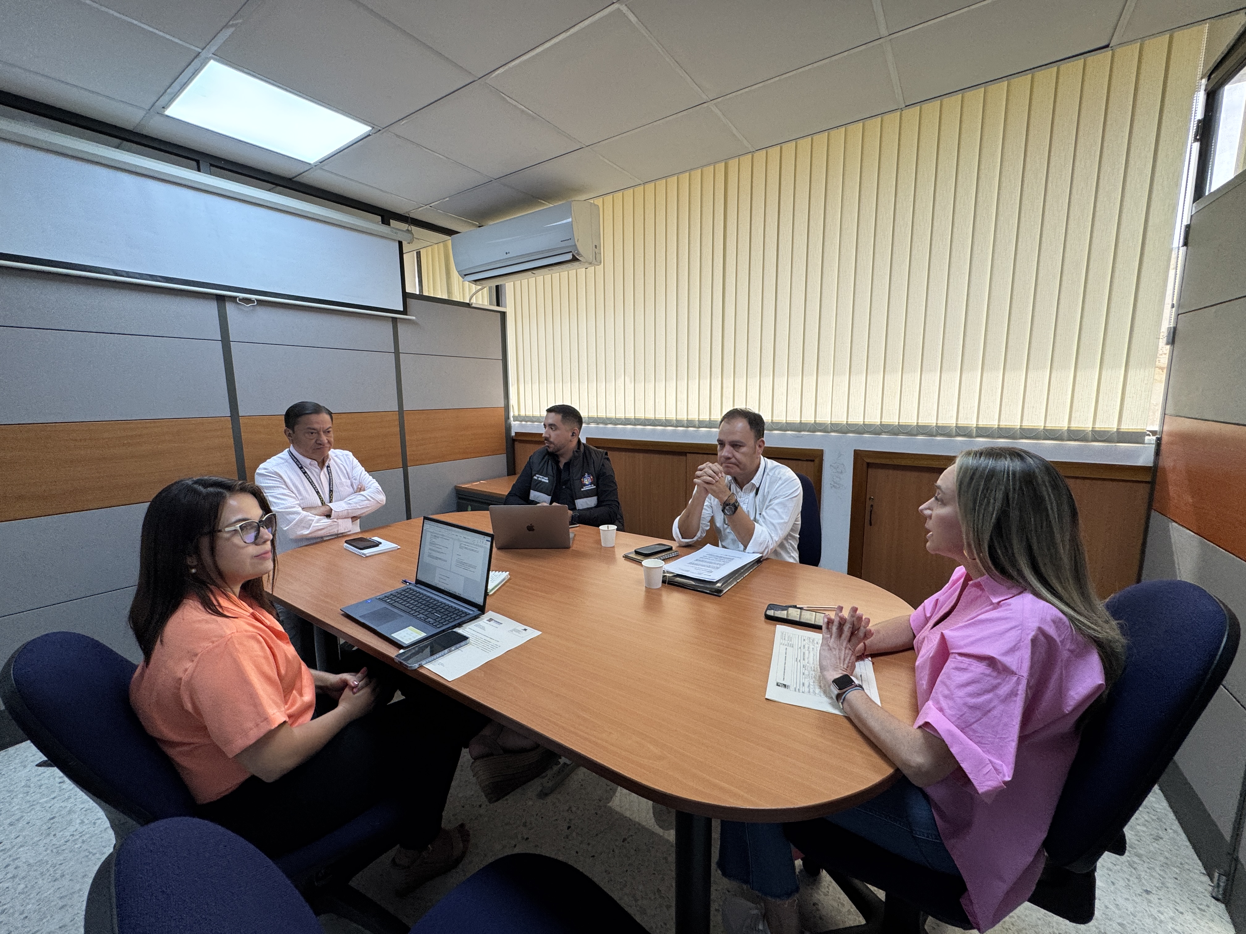 Vigilantes de los derechos de la población privada de la libertad